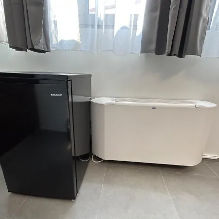 Debbies 8 테살로니키