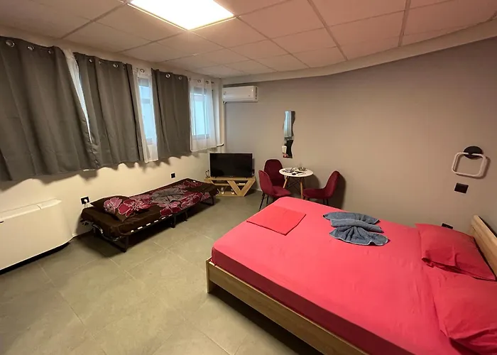 Debbies 8 塞萨洛尼基